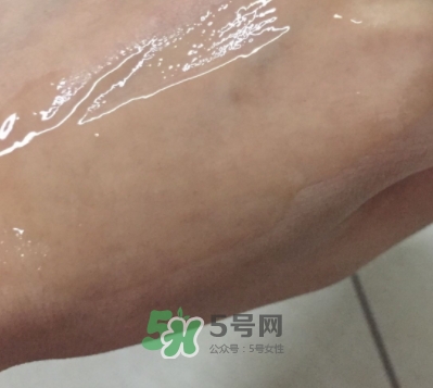 神仙水和雪花秀哪個好？神仙水和雪花秀潤燥精華順序