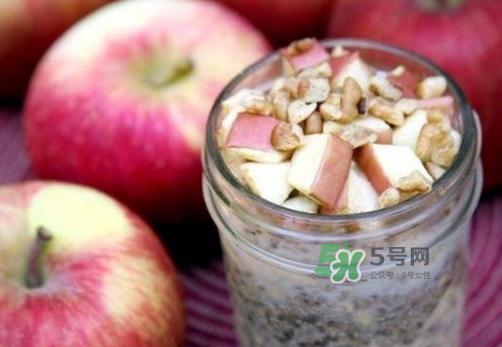 蘋(píng)果能和牛奶一起吃嗎？蘋(píng)果能做什么吃的