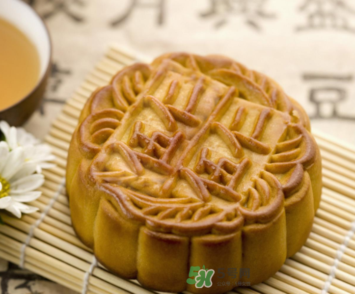 水果餡月餅真的是冬瓜做的嗎？冬瓜怎么做水果餡月餅？