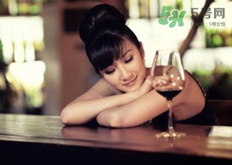 心碎綜合癥會導(dǎo)致猝死嗎？心碎綜合癥有哪些危害