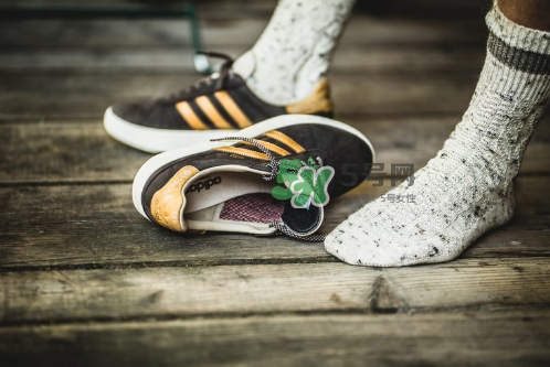 adidas munchen啤酒節(jié)主題運(yùn)動(dòng)鞋在哪買(mǎi)_什么時(shí)候發(fā)售？