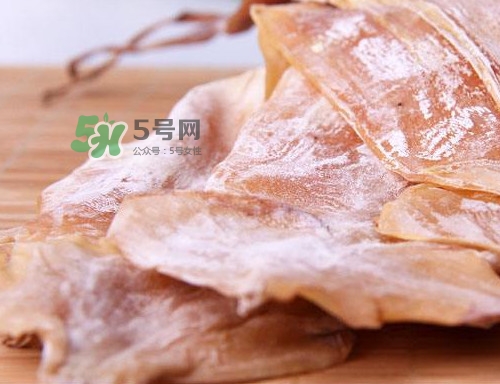 魷魚干可以煲湯嗎？魷魚干可以燉湯嗎