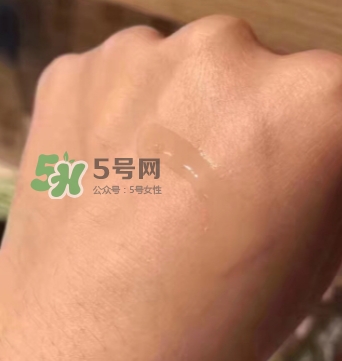小燈泡和科顏氏淡斑精華哪個(gè)好？sk2小燈泡和淡斑精華對(duì)比