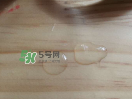 悅木之源菌菇水是爽膚水嗎？悅木之源菌菇水是精華嗎