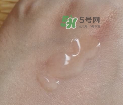 悅木之源菌菇水是爽膚水嗎？悅木之源菌菇水是精華嗎