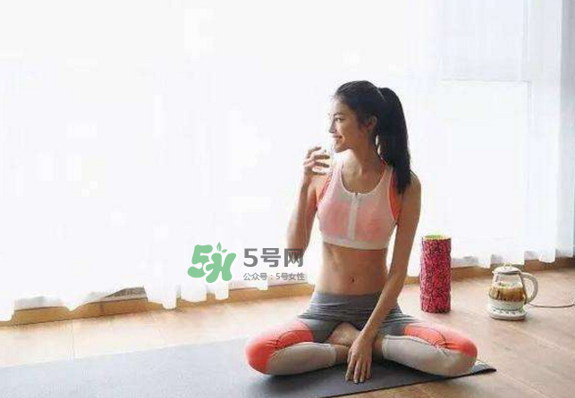 運動可以化妝嗎？運動化妝對皮膚好嗎？