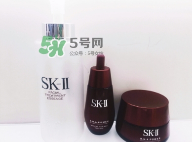 sk2大紅瓶和小紅瓶哪個好？sk2大紅瓶和小紅瓶區(qū)別