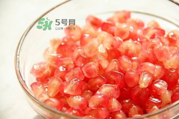 石榴不能和什么一起吃？石榴哪些人不能吃？