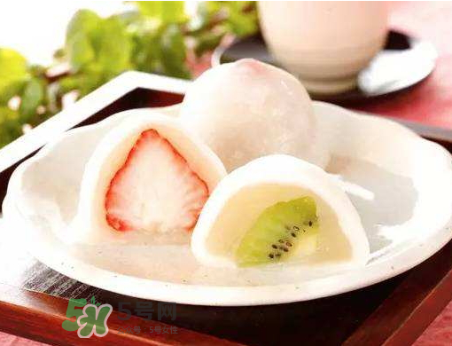 冰皮月餅粉可以做雪媚娘嗎？雪媚娘和冰皮月餅區(qū)別
