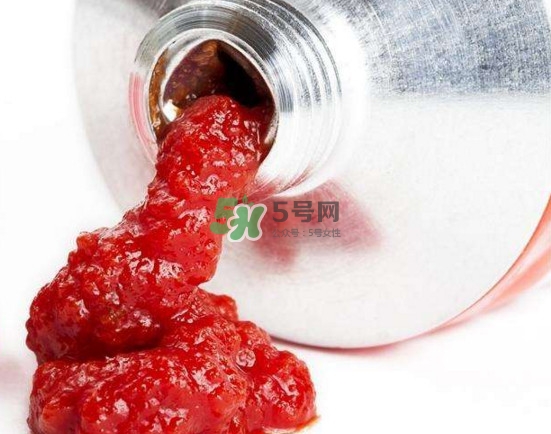 衣服上的番茄醬怎么洗掉？番茄醬如何洗掉