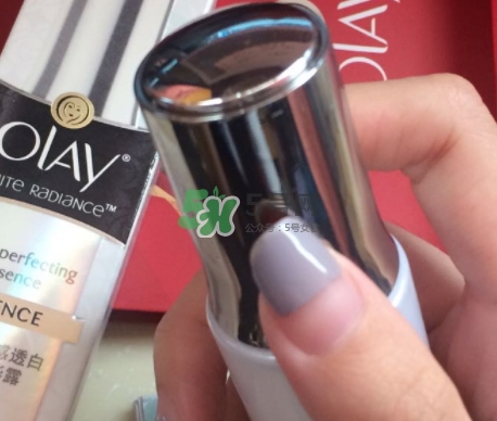 olay小白瓶會長毛嗎？olay小白瓶長黑毛是怎么回事？