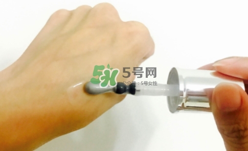 蘭蔻小灰瓶怎么用？蘭蔻小灰瓶眼部精華使用方法