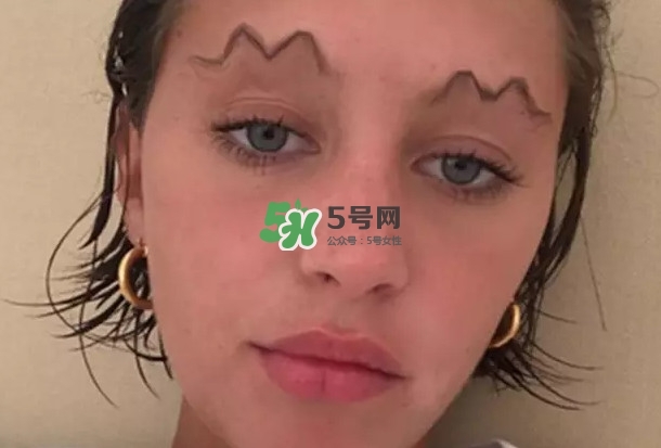 波浪眉是怎么畫的？為什么流行波浪眉？