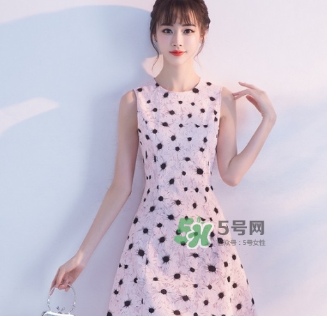 十月份去三亞穿什么衣服？10月份去三亞穿衣搭配