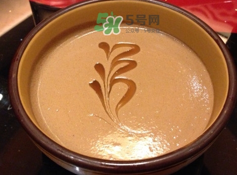 哺乳期能不能吃芝麻醬？坐月子可以吃芝麻醬嗎