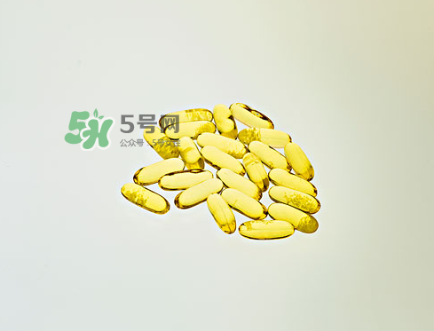 魚肝油可以空腹吃嗎？空腹可以吃魚肝油嗎？