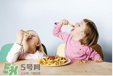 兒童健康飲食是無油無鹽無糖嗎？兒童飲食健康小常識
