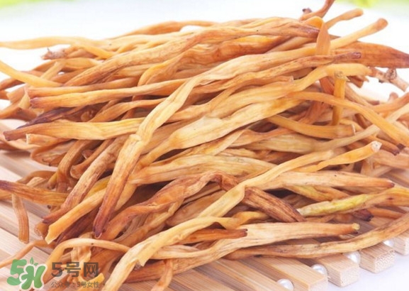 新鮮黃花菜怎么保存？干黃花菜怎么保存