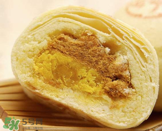 ?蛋黃酥可以不用豬油嗎？蛋黃酥用什么油好？