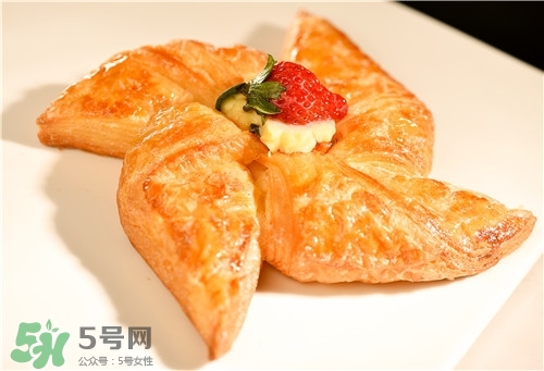 早餐吃面包會(huì)胖嗎？早餐吃面包好不好？