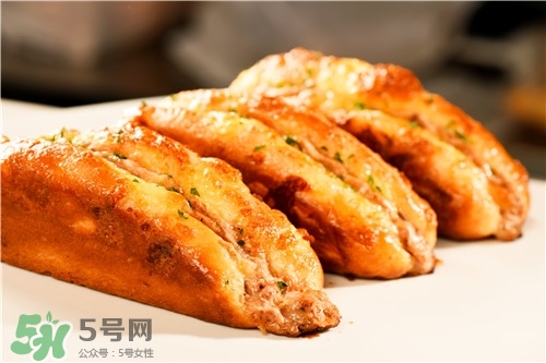 早餐吃面包會(huì)胖嗎？早餐吃面包好不好？