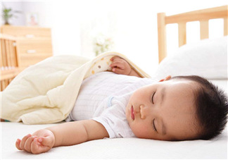 怎么樣培養(yǎng)寶寶自己入睡？怎么樣培養(yǎng)寶寶整夜睡覺？