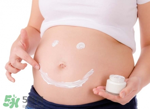 大腿長(zhǎng)了妊娠紋怎么辦？為什么大腿外側(cè)有條紋？
