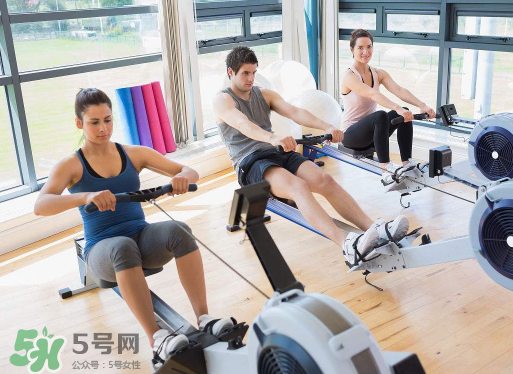 劃船機(jī)是有氧運(yùn)動(dòng)嗎？劃船機(jī)是有氧還是無(wú)氧？