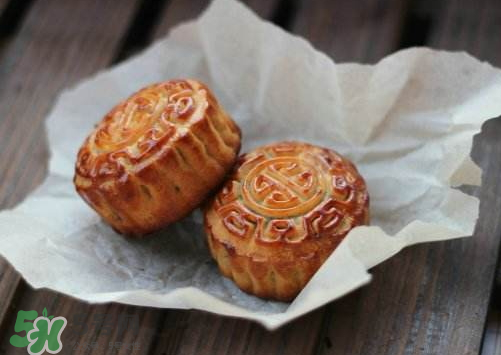 月餅皮為什么會(huì)開(kāi)裂？月餅皮開(kāi)裂的原因