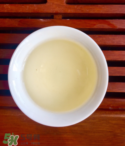 白毫銀針屬于綠茶嗎？白毫銀針是什么茶？