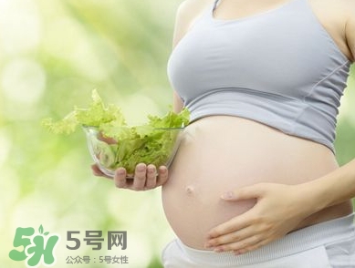 大腿長(zhǎng)了妊娠紋怎么辦？為什么大腿外側(cè)有條紋？