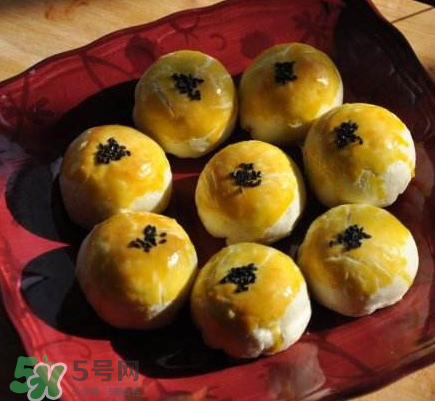 吃蛋黃酥會胖嗎？減肥可以吃蛋黃酥？