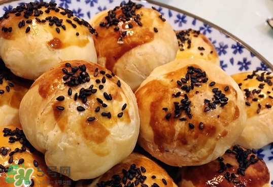 蛋黃酥是什么味道？蛋黃酥味道怎么樣？
