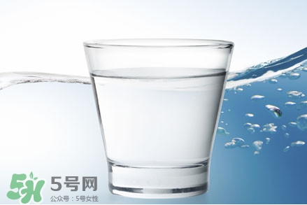 飲用水含微塑料有什么危害？飲用水中的微塑料怎么來的