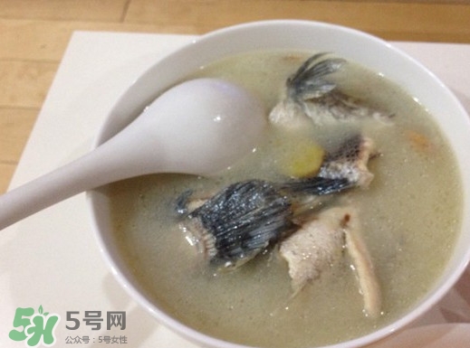 黑魚(yú)湯怎么做不腥？黑魚(yú)湯怎么做才白