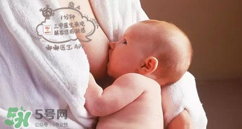 寶寶睡覺(jué)出汗多還要蓋被嗎？寶寶睡覺(jué)出汗多怎么辦？