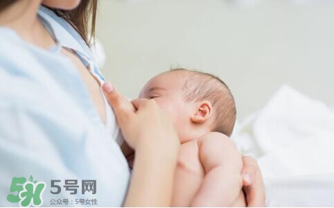 母乳喂養(yǎng)不能吃哪些東西？母乳喂養(yǎng)媽媽飲食注意事項(xiàng)