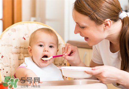 母乳喂養(yǎng)不能吃哪些東西？母乳喂養(yǎng)媽媽飲食注意事項(xiàng)