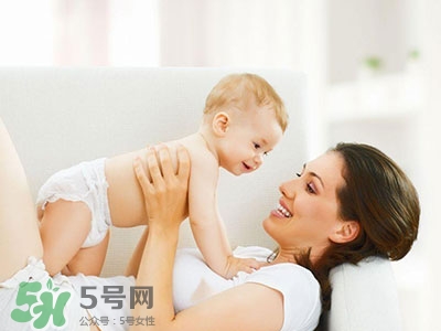 母乳喂養(yǎng)不能吃哪些東西？母乳喂養(yǎng)媽媽飲食注意事項(xiàng)