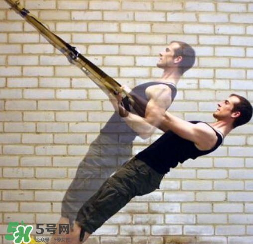 trx劃船是練什么的？trx劃船怎么練？