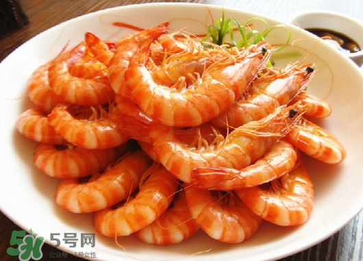 海蝦怎么做簡單又好吃？海蝦怎么去掉蝦線？