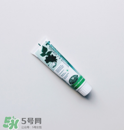 Dentiste牙膏怎么樣？Dentiste牙膏使用感受