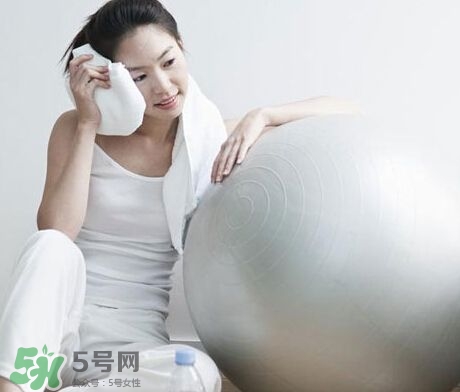 產(chǎn)后最狠瘦身攻略 這樣做一定瘦！