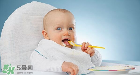 寶寶不吃輔食怎么辦？5個(gè)小妙招讓寶寶乖乖吃輔食