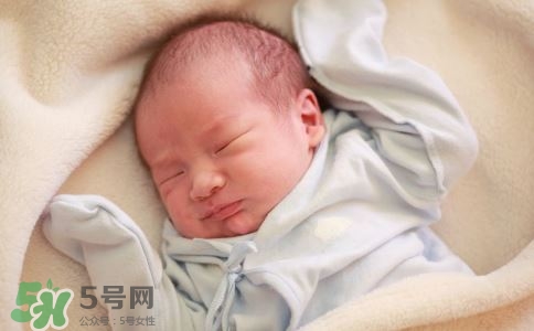 寶寶定型枕有用嗎什么時(shí)候用？
