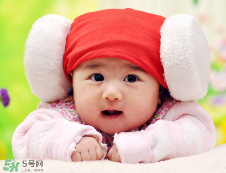 寶寶發(fā)燒抽搐正常嗎？寶寶發(fā)燒抽搐怎么辦？