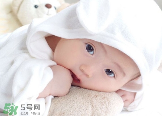 臍疝是什么？臍疝對寶寶有什么影響？
