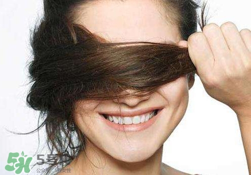 生姜擦頭皮后要洗頭嗎？用生姜擦頭皮多久能長(zhǎng)發(fā)