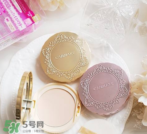散粉粉餅定妝噴霧有什么區(qū)別？定妝產(chǎn)品推薦