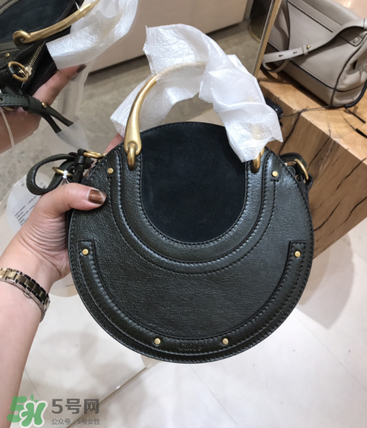 chloe pixie尺寸多大？蔻依17秋冬新款圓形包包尺寸介紹